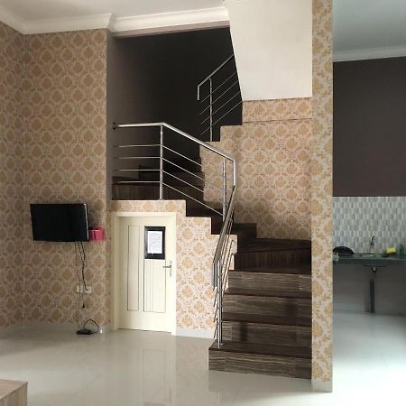 Villa Kusuma Hill A8 Batu  Esterno foto