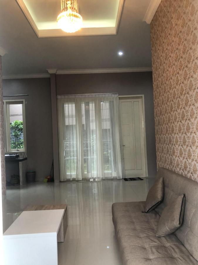 Villa Kusuma Hill A8 Batu  Esterno foto