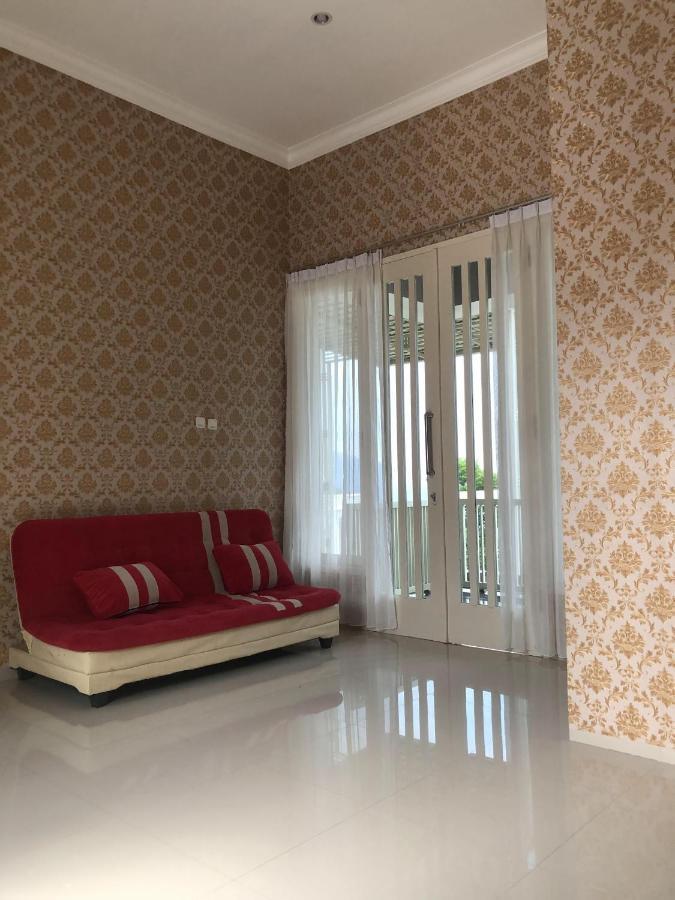 Villa Kusuma Hill A8 Batu  Esterno foto
