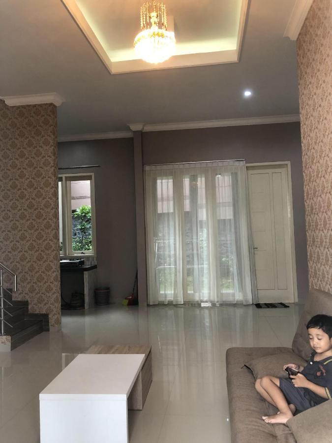 Villa Kusuma Hill A8 Batu  Esterno foto