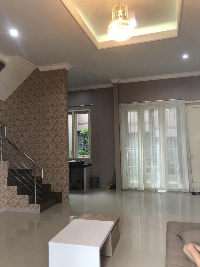 Villa Kusuma Hill A8 Batu  Esterno foto